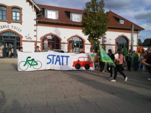Fahrrad-Demo Fridays for Future in Moers, Bild Elke Fuchs